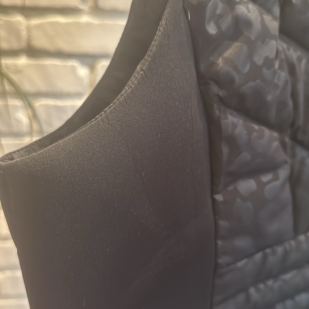 Michael Kors Black Quilted Women's Vest - Picture 5 of 11